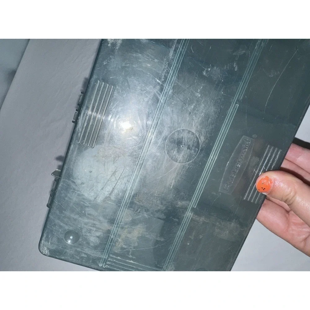 Rubbermaid this bit